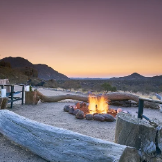 Lagerfeuer Ai Aiba Lodge - Namibia Familienreise