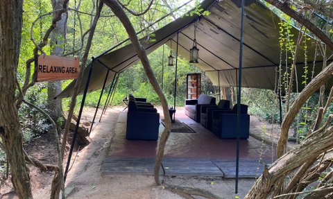 Sri Lanka Familienreise mit Kindern - Wilpattu - The Big Game Camp - Sitzecke