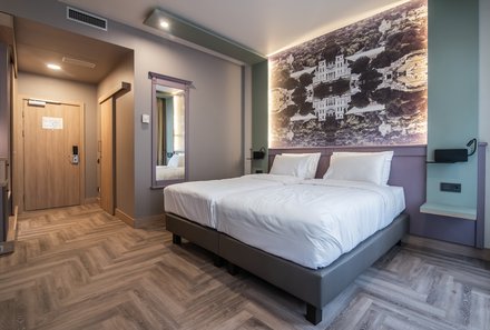 Baltikum for family - Hotel Conti - Zimmer mit Bett
