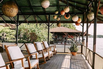 Costa Rica mit Kleinkindern - Tortuguero Nationalpark - Mawamba Lodge - Terrasse