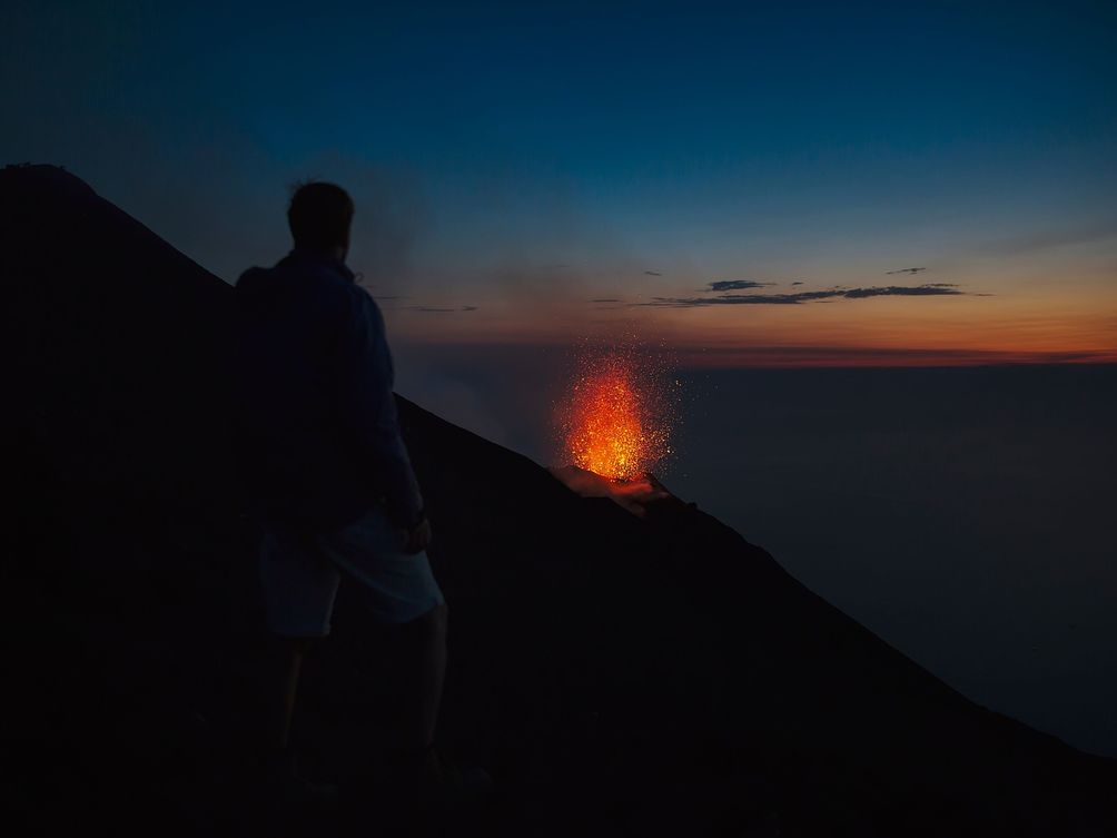 Sizilien Erlebnisreise für Familien - Sizilien Aktivreise für Familien - For Family Reisen - Liparische Inseln - Äolische Inseln - Vulkan - Stromboli - Vulkanausbruch