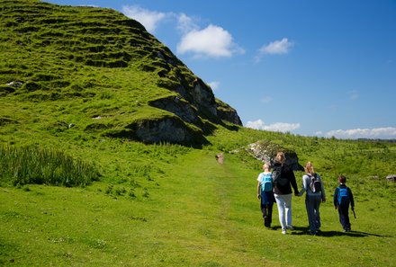 Irland Familienreise - Irland for family - Grüne Landschaft