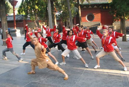 China Familienreise - China mit Jugendlichen - Kinder beim Kung Fu Kurs