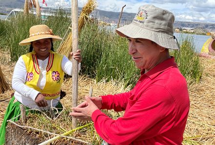 Peru Familienreise - Peru Teens on Tour - Einheimische auf Feld