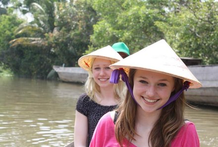 Vietnam Urlaub mit Baby - Vietnam mit Baby und Kind - Erlebnisbericht - Mädchen mit Hut