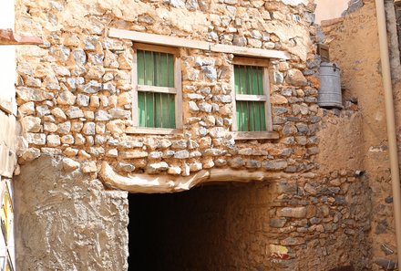 Oman mit Kindern individuell - Oman for family individuell Familienabenteuer Wüste & Berge - verlassenes Lehmhaus