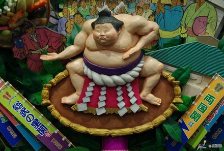 Japan mit Kindern - Japan Reise Interview - Sumo Figur