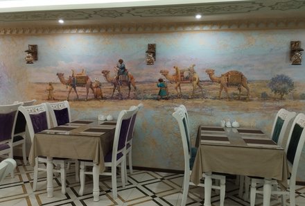 Usbekistan for family - Hotel Grand Vizir - Tische