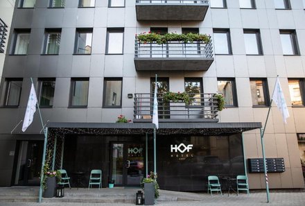 Baltikum for family - Hof Hotel - Außenfassade