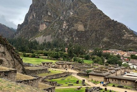 Peru Family & Teens - Peru Familienreise mit Teens - Ollantaytambo Festung Landschaft