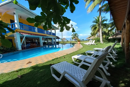 Panama for family individuell - Panama Familienreise mit Kindern - Las Lajas Beach Resort - Beach Resort Pool