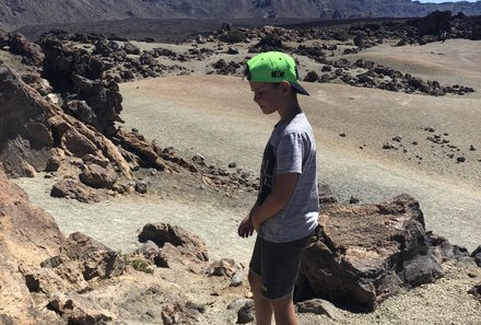 Teneriffa Familienurlaub - Teneriffa for family - Teide Nationalpark - Kind - Vulkanlandschaft