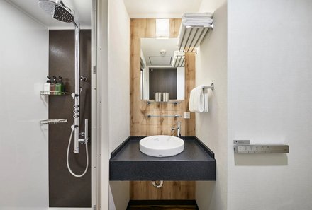 Japan for family individuell - the b Asakusa - Badezimmer