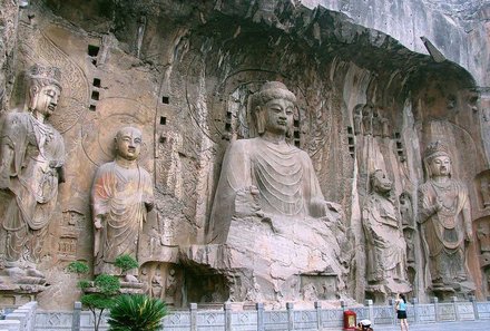 China Familienreise - China mit Jugendlichen - Longmen Grotten