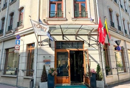 Baltikum for family - Hotel Conti - Außenansicht