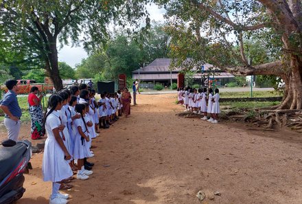 Sri Lanka Familienreise - Sri Lanka Summer for family - Besuch einer lokalen Schule