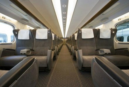 Südkorea for family - Gyeongju - KTX Zug mit Sitzplätzen