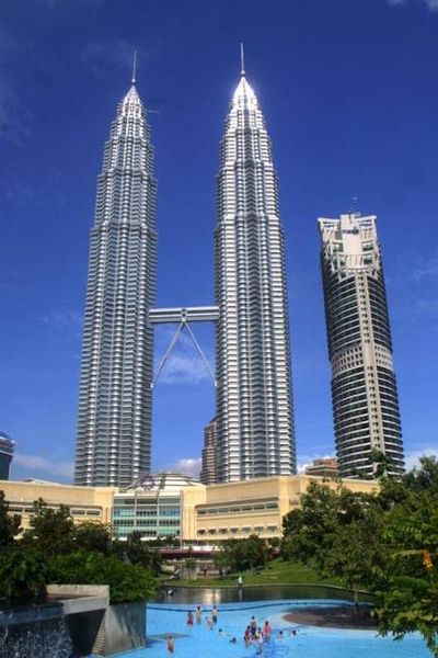 Familienreise Malaysia & Borneo - Malaysia & Borneo Teens on Tour - Hochhaus Kuala Lumpur
