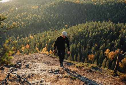 Finnland mit Kindern - Finnland Urlaub mit Kindern - Familienurlaub Finnland - Wanderung auf Berg Rukakuusamo