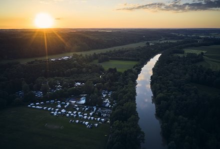 Deutschland Familienreise - Deutschland Camping for family - Iller mit Camp von oben