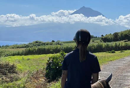 Azoren Family & Teens - Reitausflug - Blick auf den Berg