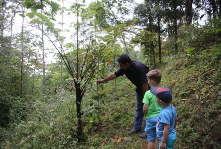 Costa Rica Familienreise - Costa Rica for family  individuell - La Tigra mit Guide und Kindern