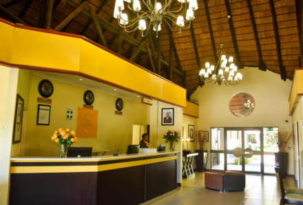 Botswana FIT - Cresta Rileys Hotel - Maun  - Empfang
