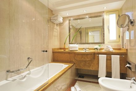 Ägypten for family - Cairo Pyramids Steigenberger Hotel - Badezimmer