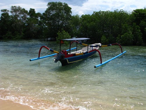 Bali Familienurlaub - Verlängerungen für Familienreisen auf Bali & Java - Mangrovenstrand Nusa Lembongan