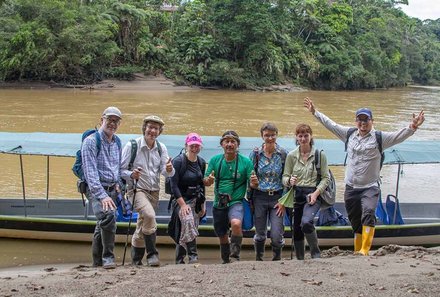 Familienreise Galapagos und Ecuador - Galapagos Family & Teens - Hakuna Matata Lodge Gruppenausflug mit Guide