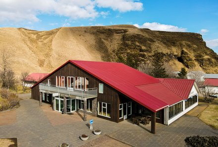 Familienreise Island -  Island for family - Vik - Hotel Katla by Kea - Außenansicht 1