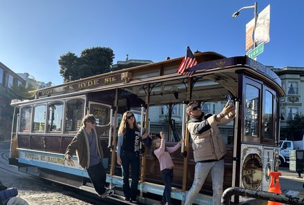 USA Familienreise - USA Westküste for family - Cable Cars Fahrt in San Francisco 