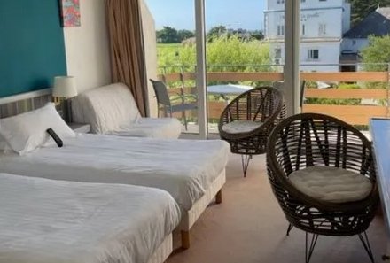 Bretagne Familienreise - Bretagne mit Kindern - Hotel de la Pointe Mousterlin - Zimmer mit Balkon
