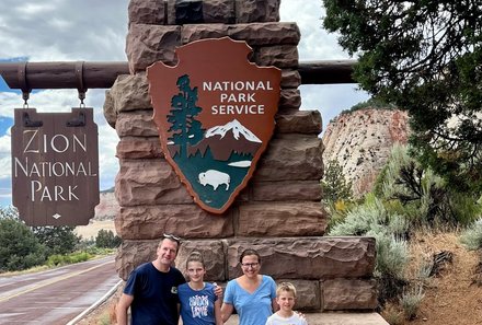 USA Südwesten mit Kindern - USA for family individuell - Kalifornien, Nationalparks & Las Vegas - Eingang Zion Nationalpark