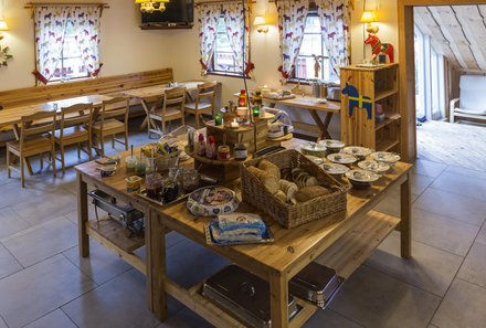 Schweden Familienreise - Schweden Family & Teens - Ferienhaus Idre Stugor Frühstuck