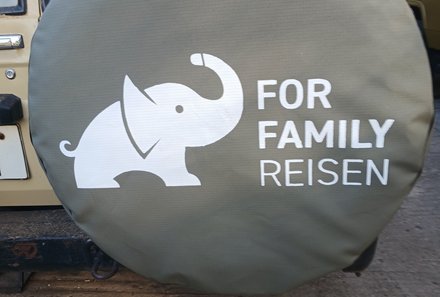Tansania Familienurlaub - Tansania for family - For Family Reisen Jeep