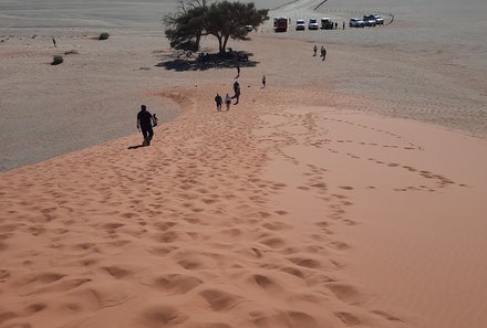 Namibia Familienurlaub - Namibia Family & Teens - Wanderung auf die Dünen von Sossusvlei