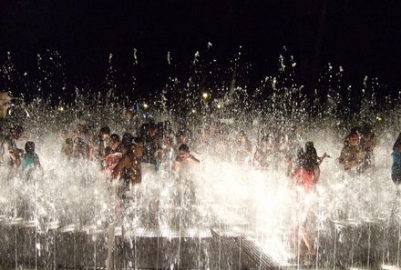Peru Familienreise - Peru Teens on Tour - Springbrunnen Lima 