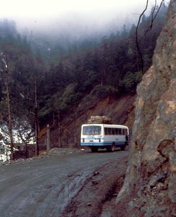 Fernreisen mit Kindern - Eindrücke in China - Bus in China