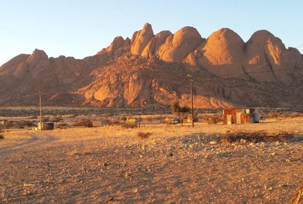 Namibia Familienreise im Mietwagen - Blick auf die Spitzkoppe