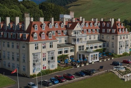 Schottland Familienreise - Schottland mit Kindern - Peebles Hydro Hotel - Gebäude