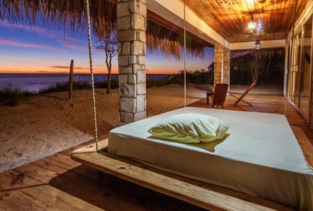 Madagaskar Familienreise - Madagaskar Family & Teens - Ankasy Lodge am Abend
