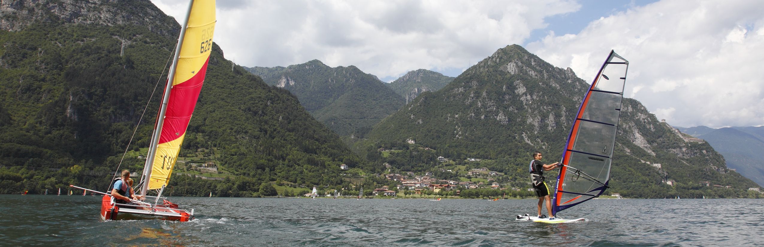 Idrosee mit Kindern - Idrosee for family - Windsurfer auf dem Idrosee