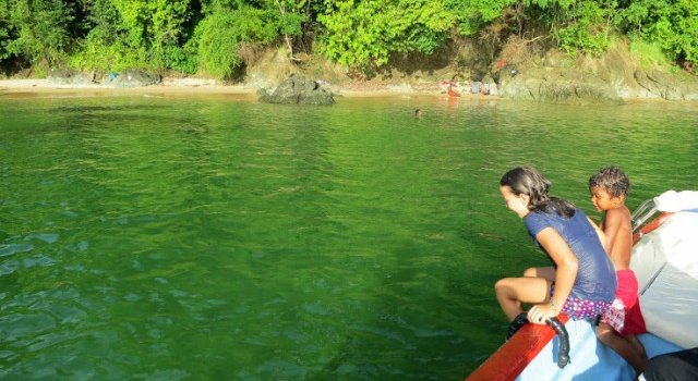 Urlaubsplanung mit Kindern - Was es zu beachten gibt - Familienreise richtig planen - Kinder im Boot