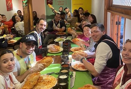 Südkorea for family - Seoul - Kimchi herstellen mit der Gruppe