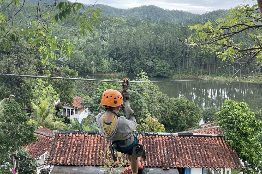 Urlaub mit Jugendlichen - Urlaub mit pubertierenden Kindern - Reiseziele für Jugendliche - Kuba Ziplining