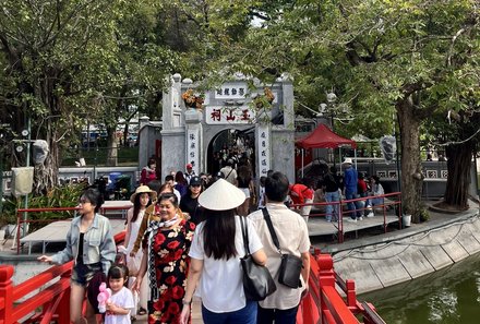 Laos und Vietnam Familienreise - Laos und Vietnam Reise mit Kindern - Rote Brücke in Hanoi