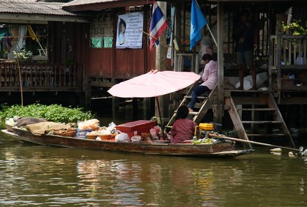 Thailand mit Jugendlichen - Thailand Family & Teens - Einheimische an Kanal in Thonburi