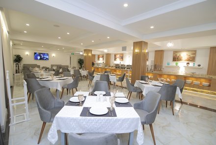 Usbekistan for family - Hotel Milan Tashkent - Restaurant