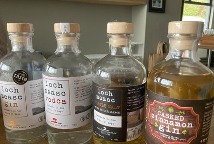 Irland Familienreise - Irland for family - Destillerie - Alkohol Flaschen
